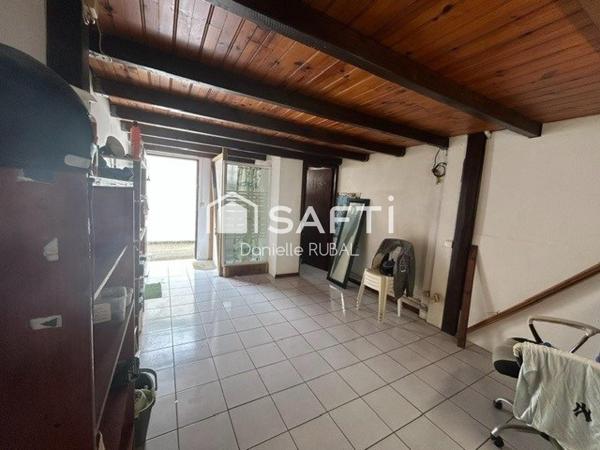 Petite MAISON, Fort de France avec potentiel d'aménagement