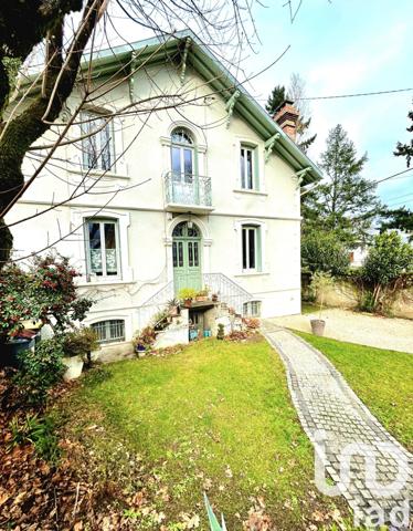 Maison 6 pièces de 187 m² à Tarbes (65000)