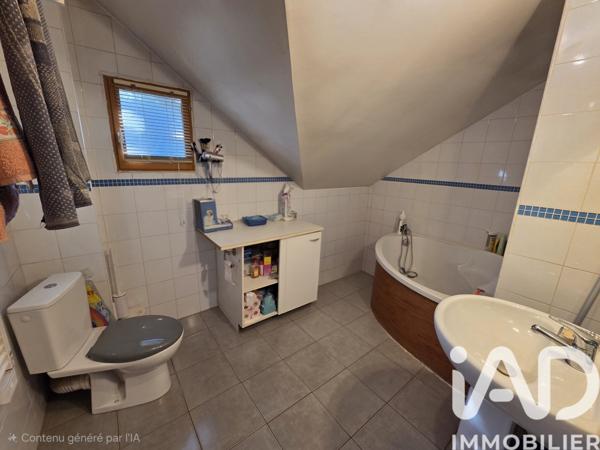 Maison à vendre 6 pièces 105 m² Yenne