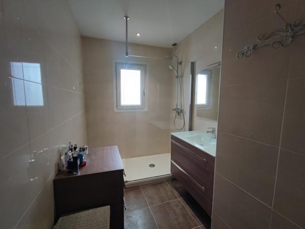 À vendre - Maison individuelle, 5 pièces située à Ballan-Miré (37510)