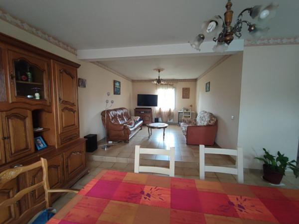 À vendre - Maison individuelle, 5 pièces située à Ballan-Miré (37510)