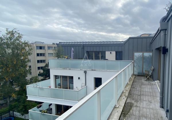 SURESNES - CENTRE VILLE/ PARC DU CHATEAU - APPARTEMENT 4 PIECES/ 3 CHAMBRES AVEC PARKING ET DOUBLE TERRASSE