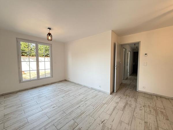 A LOUER - MURET - Appartement T3 de 57 m² avec cuisine équipée, jardin et cour - G1333