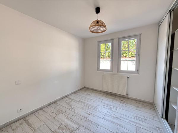 A LOUER - MURET - Appartement T3 de 57 m² avec cuisine équipée, jardin et cour - G1333