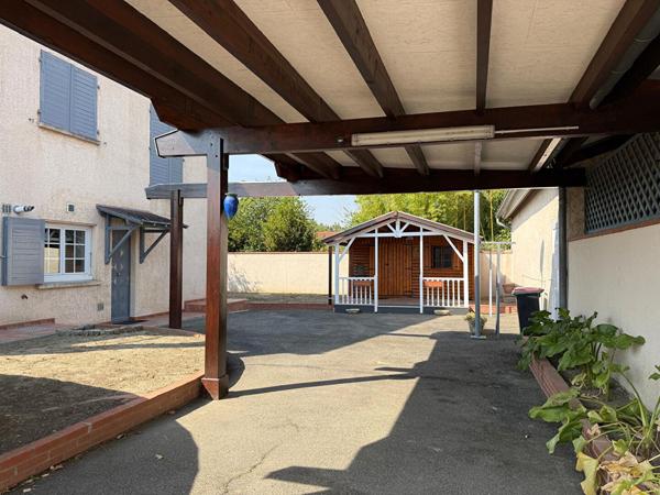 A LOUER - MURET - Appartement T3 de 57 m² avec cuisine équipée, jardin et cour - G1333