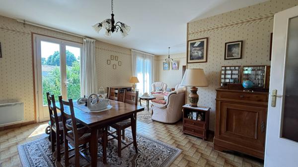 Mouilleron Le Captif - Maison Plain pied sur terrain 1240m² environ