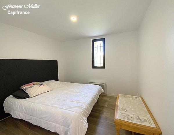 A proximité de Banon, belle Maison d'Hôtes de 268 m2 (+130 m2) en pleine campagne