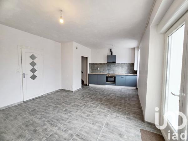 Maison de ville 3 pièces de 55 m² à Argenton-sur-Creuse (36200)