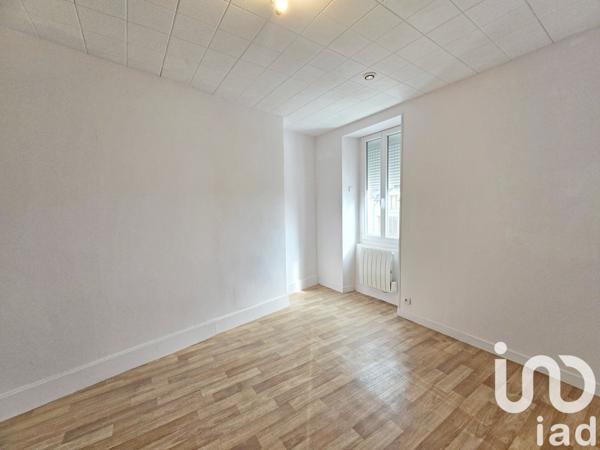 Maison de ville 3 pièces de 55 m² à Argenton-sur-Creuse (36200)