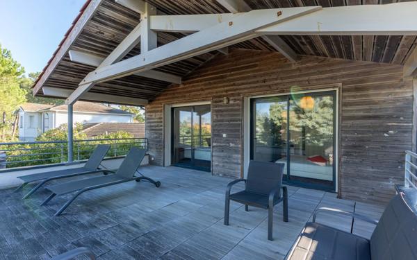 Maison à vendre    4 pièces •  Biscarrosse