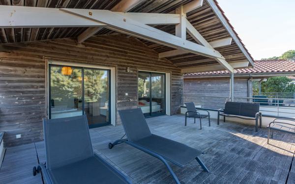 Maison à vendre    4 pièces •  Biscarrosse