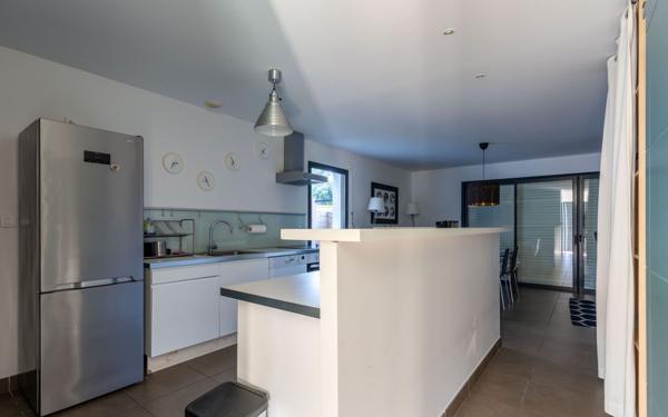 Maison à vendre    4 pièces •  Biscarrosse