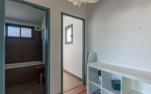 Maison à vendre    4 pièces •  Biscarrosse