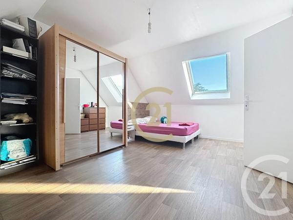 Maison à vendre  6 pièces - 122 m 2   GRIGNY  - 91