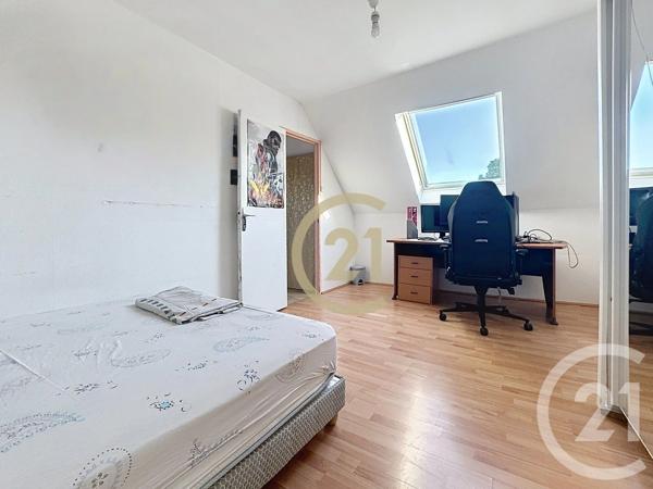 Maison à vendre  6 pièces - 122 m 2   GRIGNY  - 91