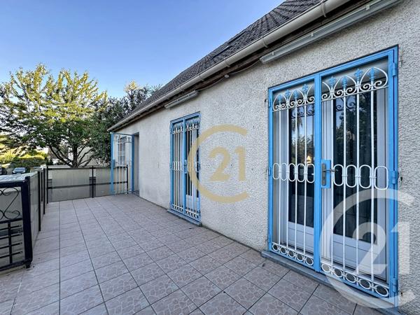 Maison à vendre  6 pièces - 122 m 2   GRIGNY  - 91