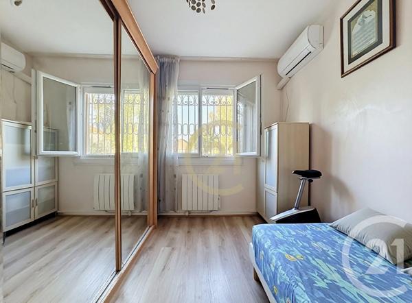 Maison à vendre  6 pièces - 122 m 2   GRIGNY  - 91