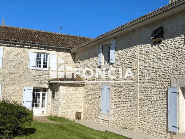 À vendre Maison 8 pièces 235 m² - Cissé 86170