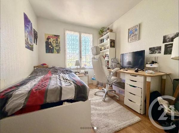 Appartement F4 à vendre  4 pièces - 72,20 m 2   VILLEPARISIS  - 77