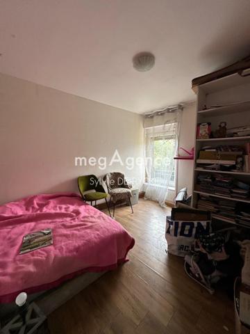 Maison à VILLENEUVE-L'ARCHEVEQUE, 89190 - 7 pièces 160m²