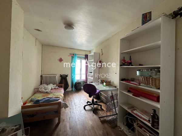 Maison à VILLENEUVE-L'ARCHEVEQUE, 89190 - 7 pièces 160m²