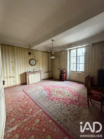 Maison à vendre 8 pièces 340 m² Thoissey