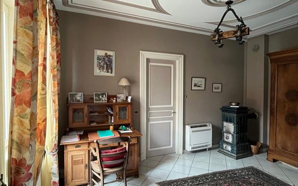 Maison à vendre    8 pièces • 229,07 m2 Fellering