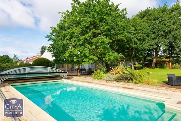 Maison à vendre 8 pièces 182.3m² Pornic (44210)