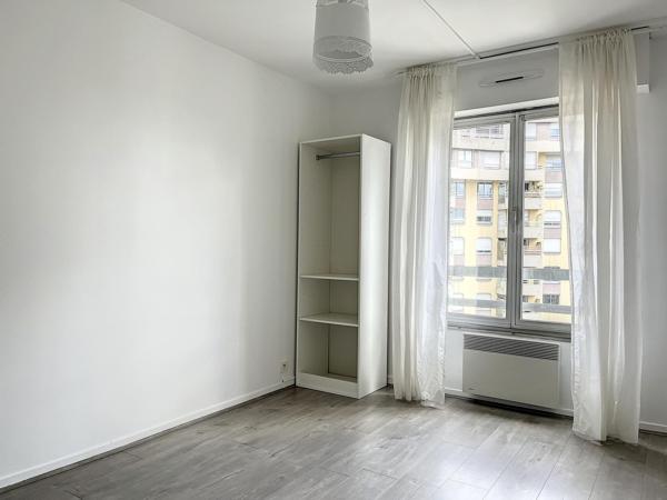 IDEAL INVESTISSEMENT - 3 CHAMBRES - PARKING INCLUS
