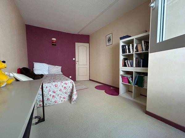 Appartement 4 pièces 123.8 m2