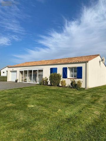 Maison individuelle à vendre à Saint-Urbain en Vendée (85230), ref : 092/M/2411-85092