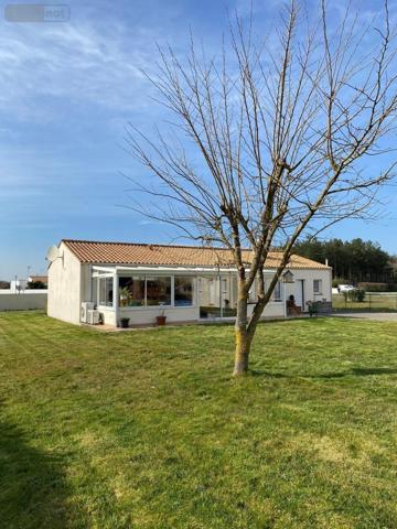 Maison individuelle à vendre à Saint-Urbain en Vendée (85230), ref : 092/M/2411-85092