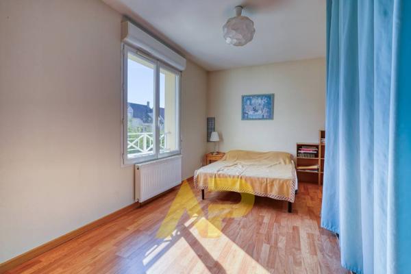 Maison Antony 8 pièce(s) 190 m2 €835 000 ** - Référence 534