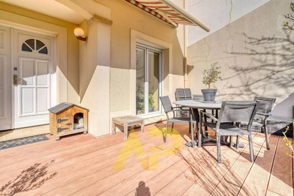 Maison Antony 8 pièce(s) 190 m2 €835 000 ** - Référence 534