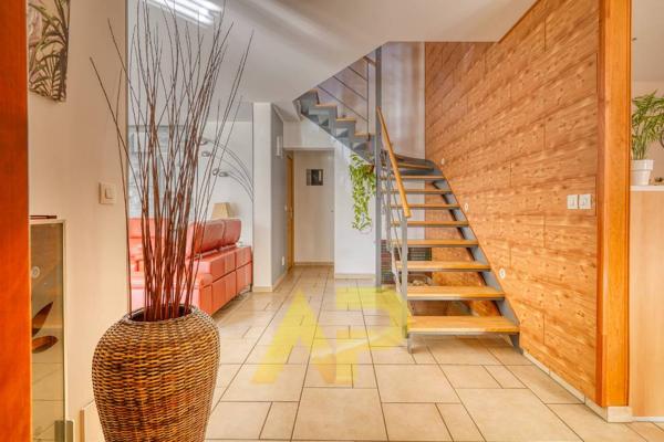 Maison Antony 8 pièce(s) 190 m2 €835 000 ** - Référence 534