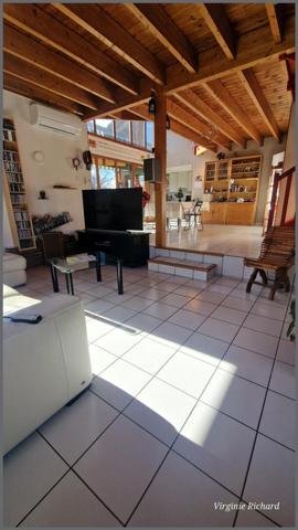 RIOM(63200)-155m2 HABITABLES -TERRAIN 618m2 -325 000€