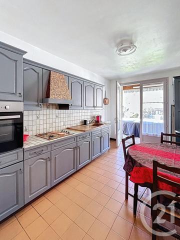 Maison à vendre  5 pièces - 115 m2 MASSIAC - 15