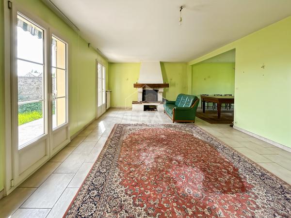 A VENDRE MAISON INDIVIDUELLE ETAMPES CENTRE 150M2