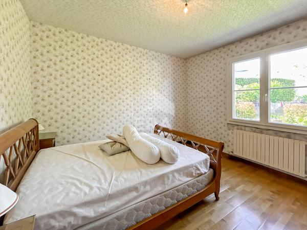 A VENDRE MAISON INDIVIDUELLE ETAMPES CENTRE 150M2