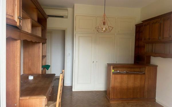 Maison à vendre    4 pièces • 128 m2 Falicon