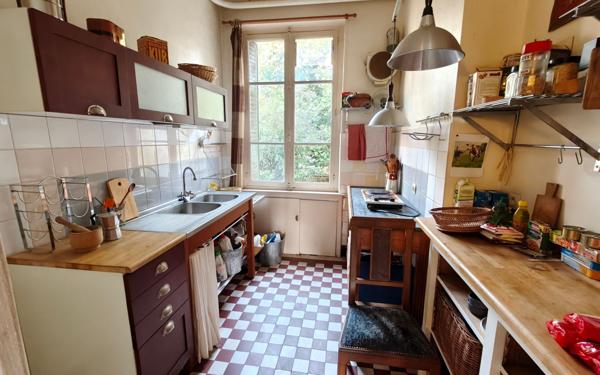 Maison à vendre    7 pièces •  Grenoble