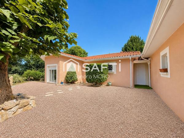 SAINT-PARDON-DE-CONQUES – Maison de plain-pied 124 m² – Piscine – Terrain arboré 2 546 m²