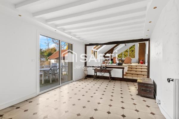 Maison 9 pièces de 237 m2 à Chambourcy