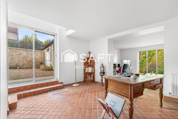 Maison 9 pièces de 237 m2 à Chambourcy