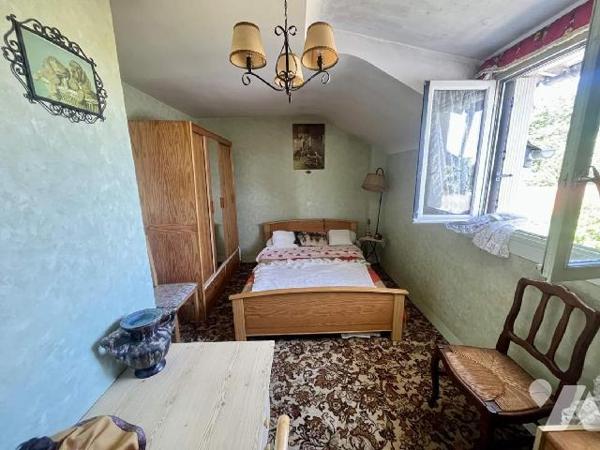 RENNES, Maison d'habitation - Exclusivité - RENNES - Avenue Gros Malhon
Maison avec charmande f...