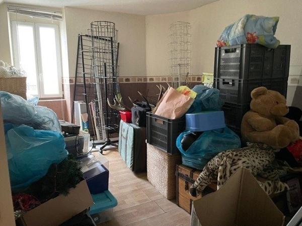 Murs commerciaux en plein centre de Buzançais