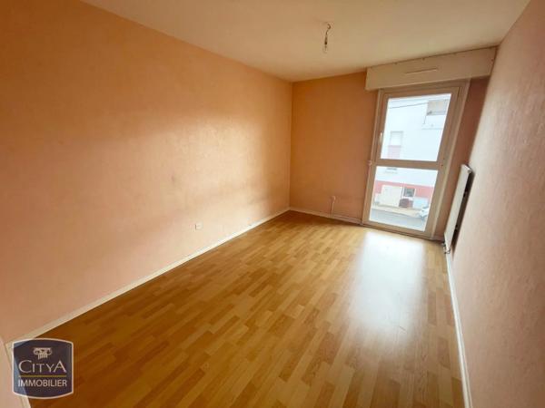 Appartement à louer 4 pièces 83.07m²