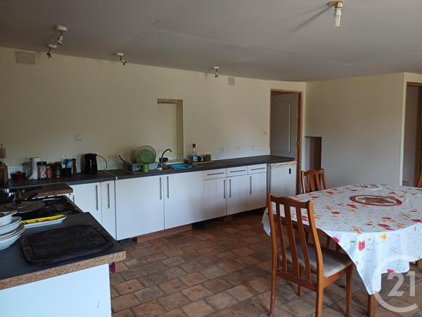 Maison à vendre  5 pièces - 120 m 2   PERS  - 79