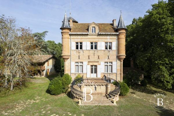 Mauvezin, Château 6 Chambres -  303 m² à vendre