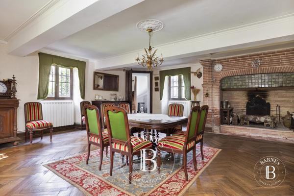 Mauvezin, Château 6 Chambres -  303 m² à vendre